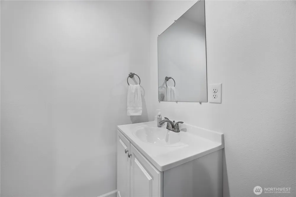 4621 Navarre Coulee Road Chelan, WA 98816