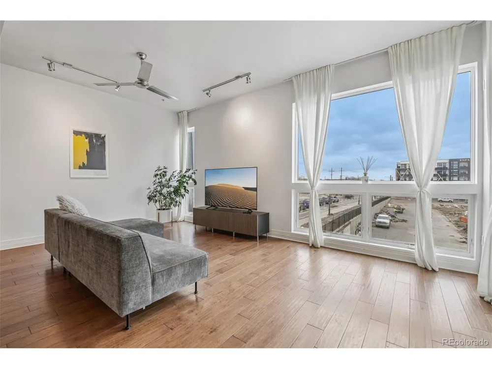 2460 W 29th Avenue #202 Denver, CO 80211
