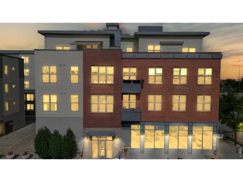 204 Maple Street #403