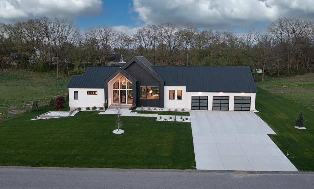 5044 Hickory Pointe Woods SE Ada, MI 49301
