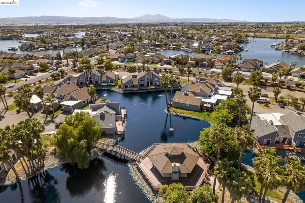 2051 Sand Point Rd Discovery Bay, CA 94505