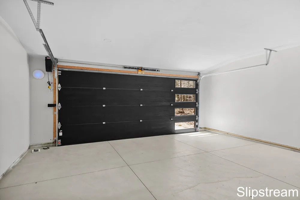 12745 Austrian Drive Grant, MI 49327