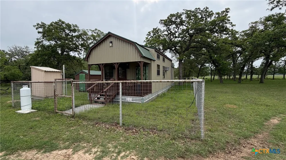 8550 CR 455 Lexington, TX 76577