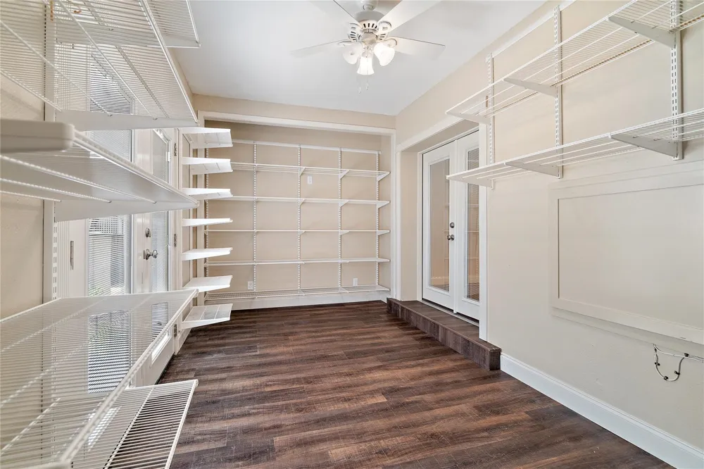 15912 Archwood Lane #1016 Dallas, TX 75248