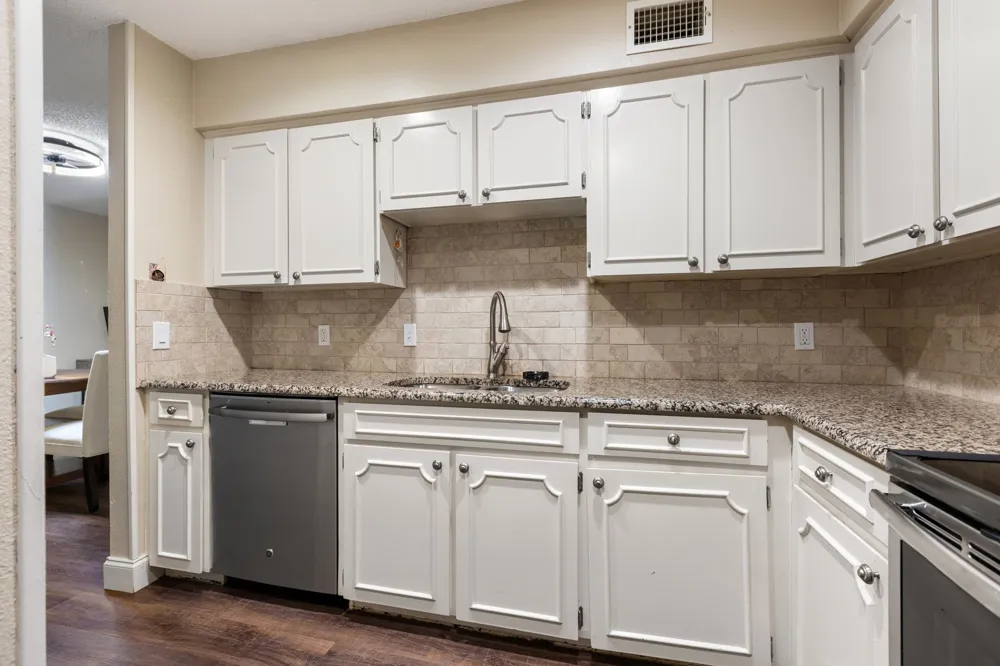 15912 Archwood Lane #1016 Dallas, TX 75248