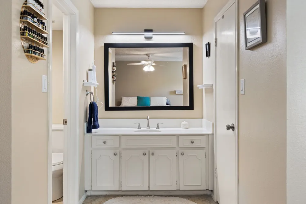 15912 Archwood Lane #1016 Dallas, TX 75248