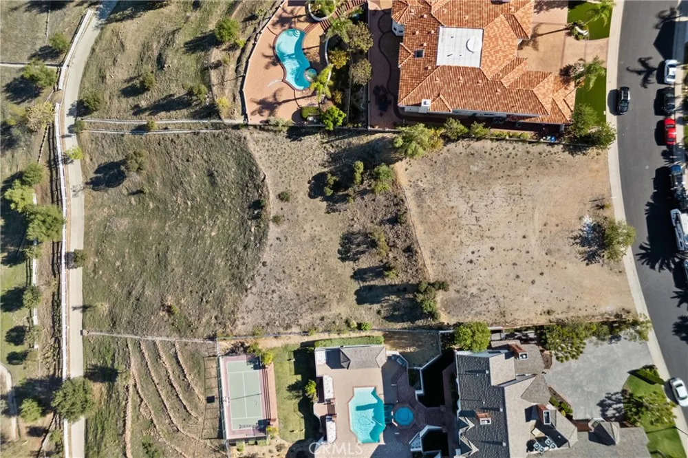 22451 S Summit Ridge Circle Chatsworth, CA 91311