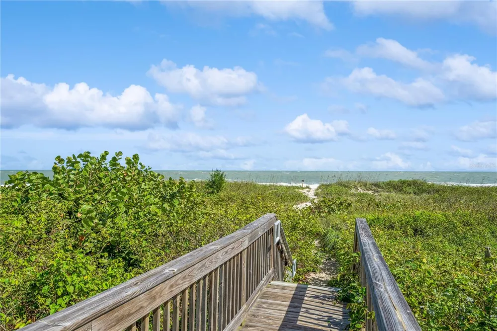 119 OCEAN ESTATES DRIVE Hutchinson Island, FL 34949