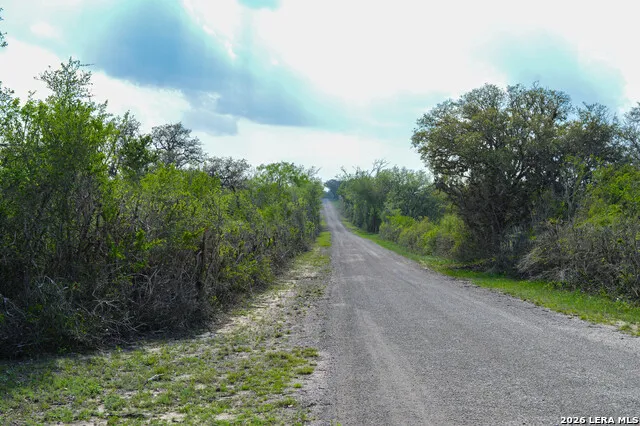0 Cr 207 Tuleta, TX 78146