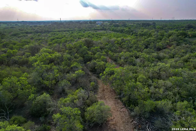 0 Cr 207 Tuleta, TX 78146