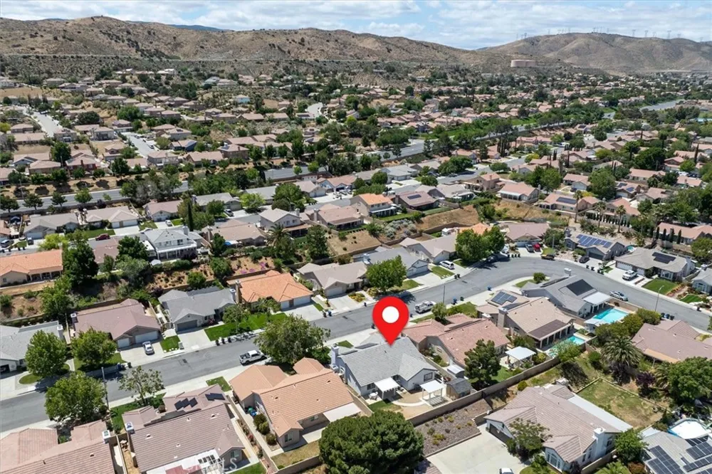 4141 De Anza Palmdale, CA 93551