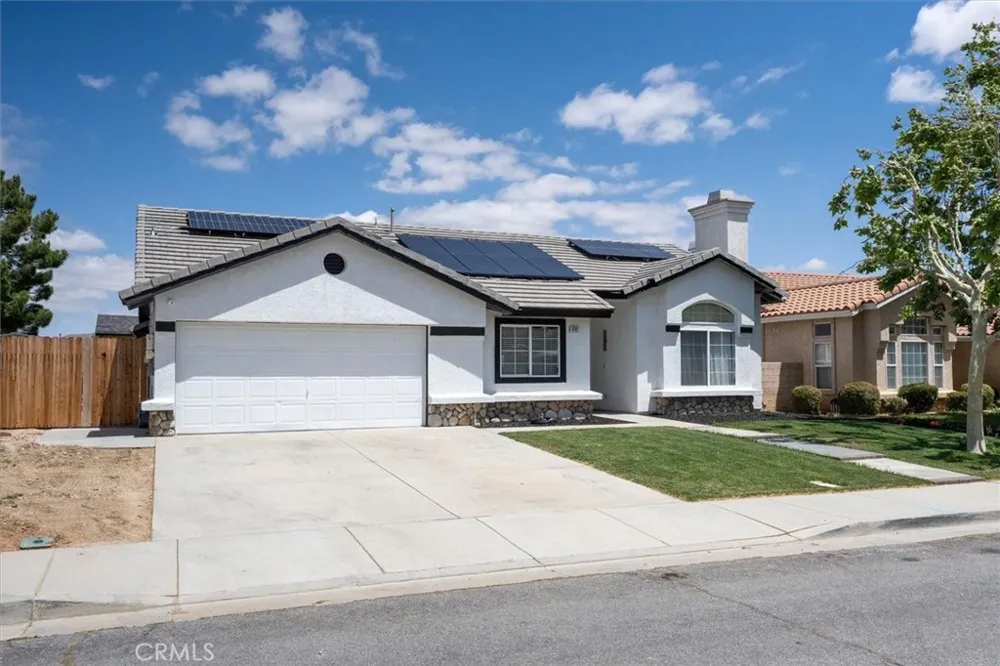 4141 De Anza Palmdale, CA 93551