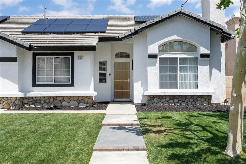 4141 De Anza Palmdale, CA 93551