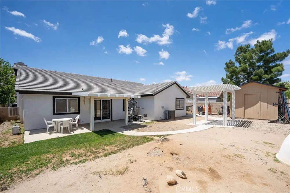 4141 De Anza Palmdale, CA 93551