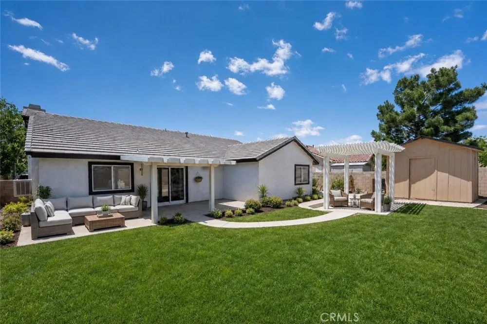 4141 De Anza Palmdale, CA 93551