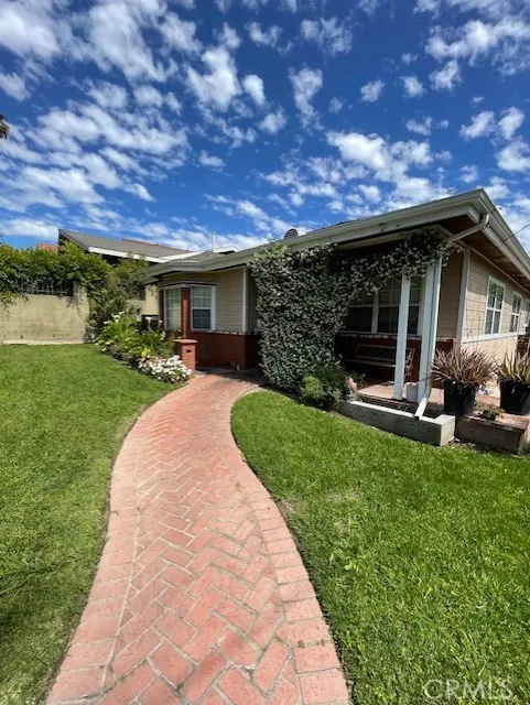 900 E Alpha Street Inglewood, CA 90302