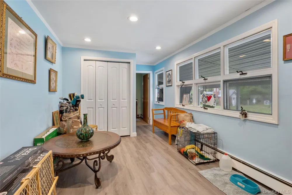 184 Roosevelt Boulevard Hauppauge, NY 11788