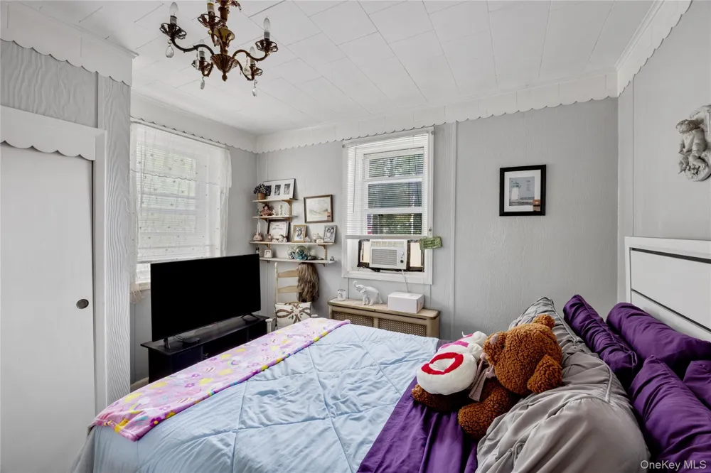 184 Roosevelt Boulevard Hauppauge, NY 11788