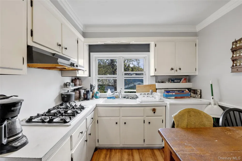 184 Roosevelt Boulevard Hauppauge, NY 11788