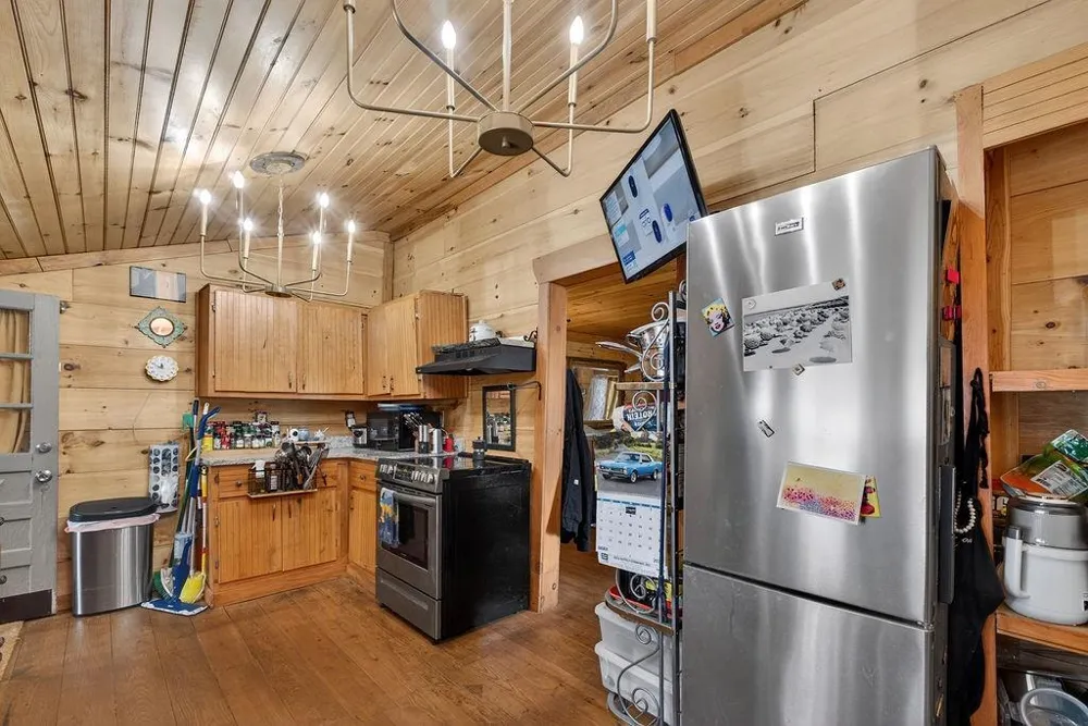 2731 Tate Road Blairsville, GA 30512