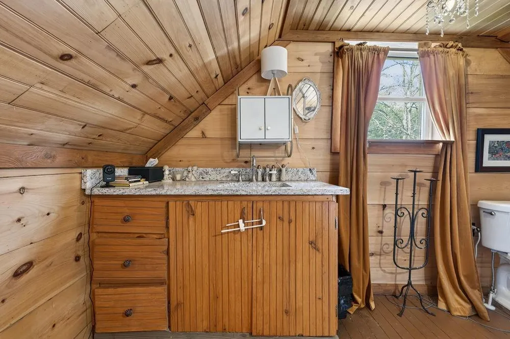 2731 Tate Road Blairsville, GA 30512