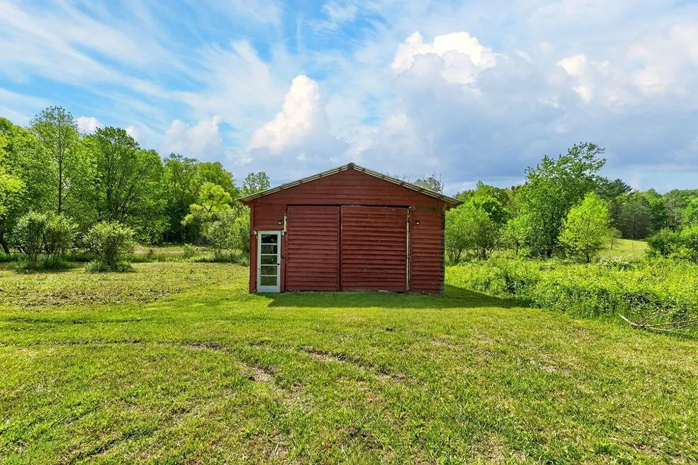 2731 Tate Road Blairsville, GA 30512