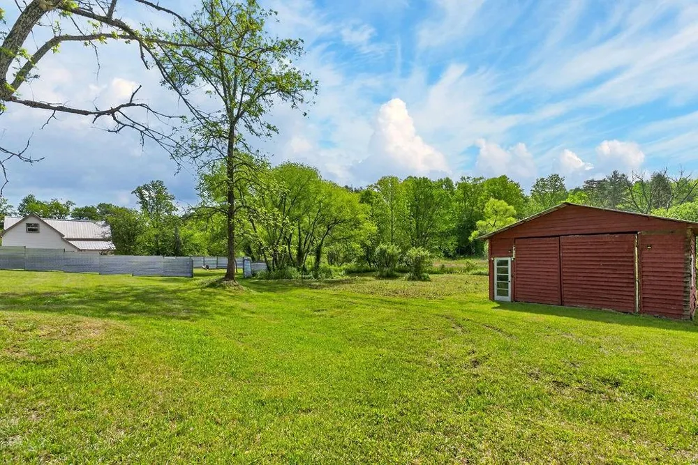2731 Tate Road Blairsville, GA 30512