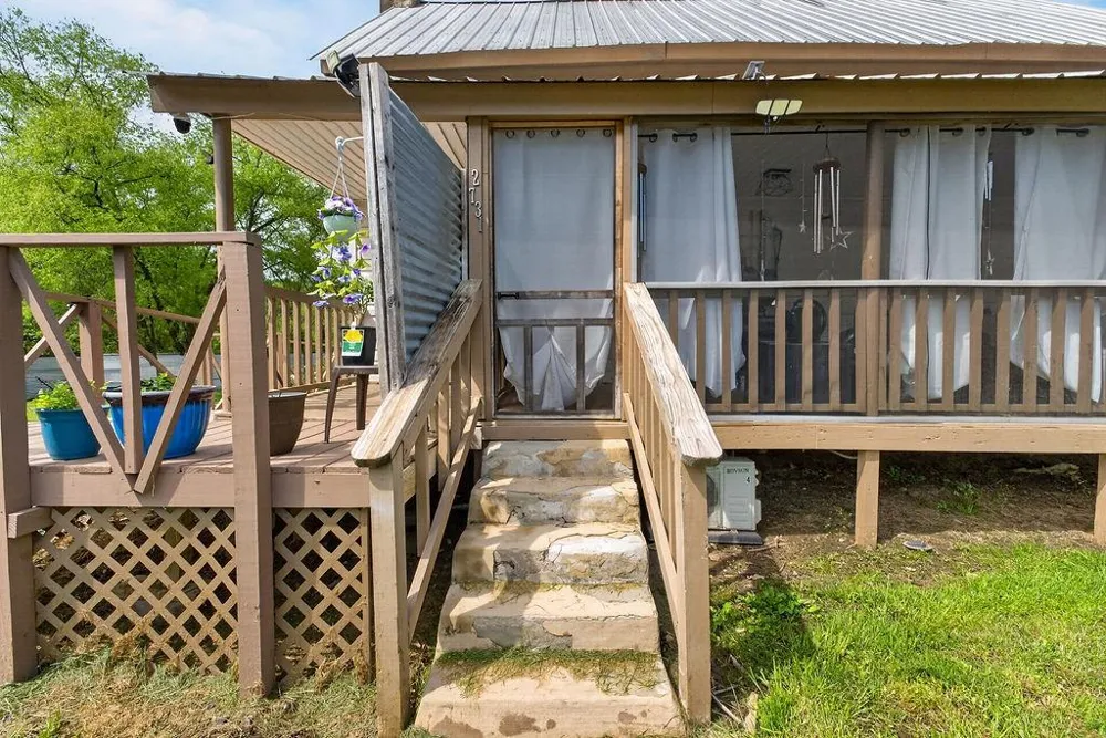2731 Tate Road Blairsville, GA 30512