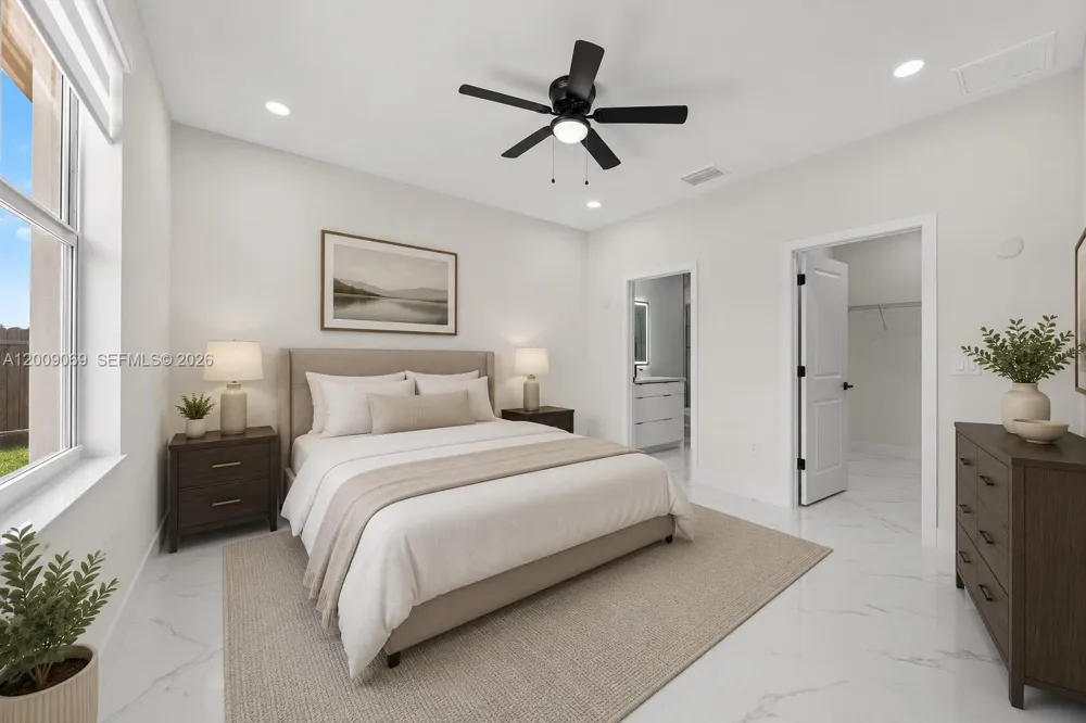 103 Diplomat Pkwy E Cape Coral, FL 33909