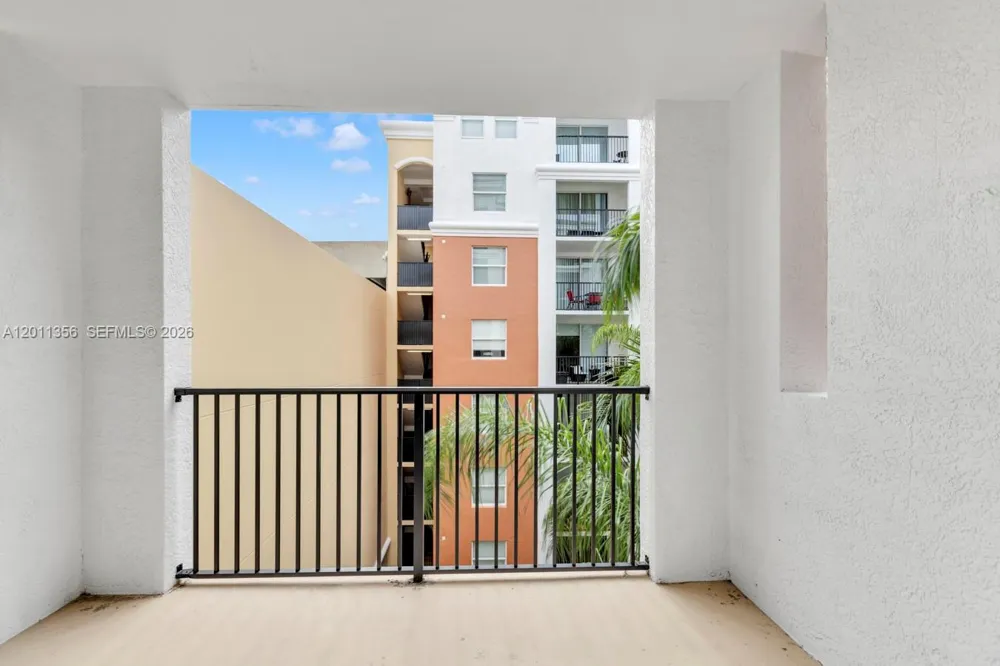 17100 Bay Rd #1610 Sunny Isles Beach, FL 33160