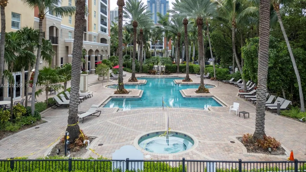 17100 Bay Rd #1610 Sunny Isles Beach, FL 33160