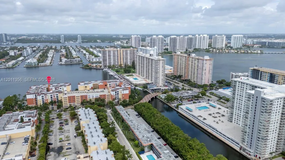 17100 Bay Rd #1610 Sunny Isles Beach, FL 33160