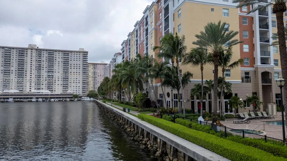 17100 Bay Rd #1610 Sunny Isles Beach, FL 33160