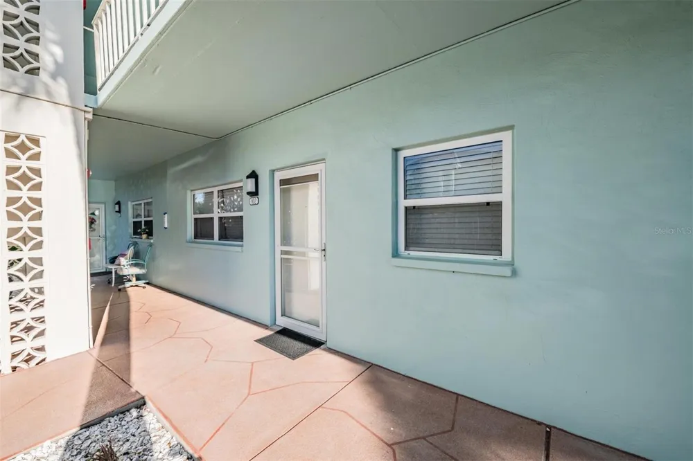 7 DUNOON PLACE #102 Dunedin, FL 34698