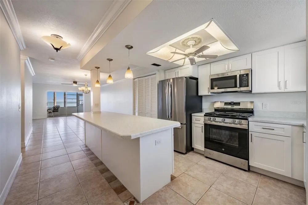 7 DUNOON PLACE #102 Dunedin, FL 34698