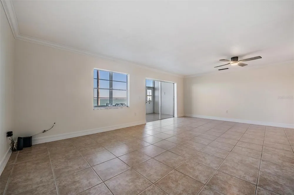 7 DUNOON PLACE #102 Dunedin, FL 34698