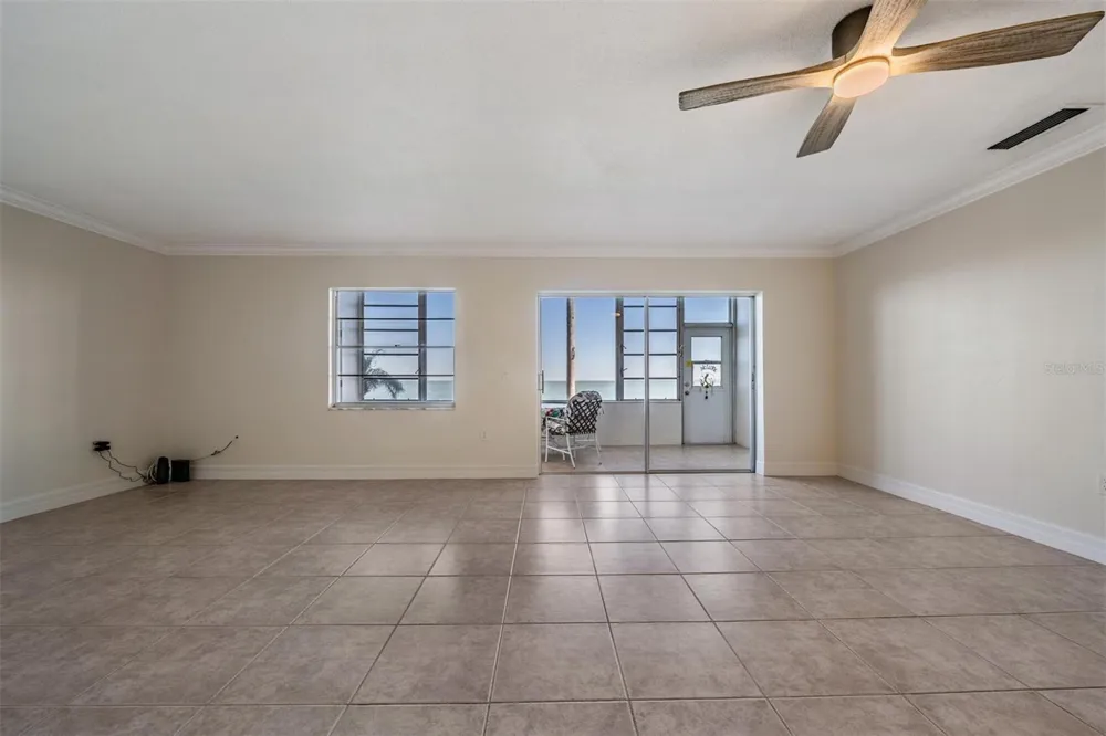 7 DUNOON PLACE #102 Dunedin, FL 34698