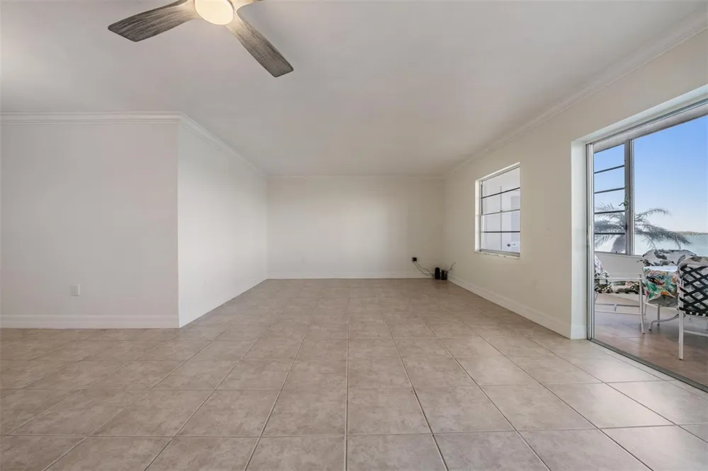 7 DUNOON PLACE #102 Dunedin, FL 34698