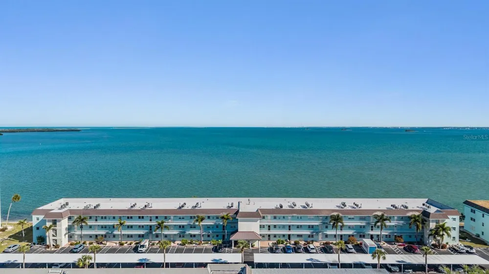 7 DUNOON PLACE #102 Dunedin, FL 34698