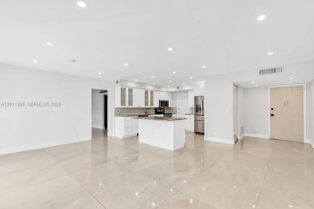 300 Diplomat Pkwy #204 Hallandale Beach, FL 33009