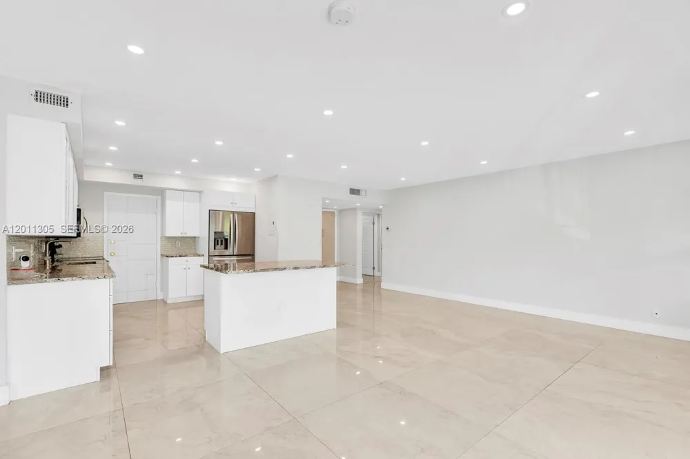 300 Diplomat Pkwy #204 Hallandale Beach, FL 33009