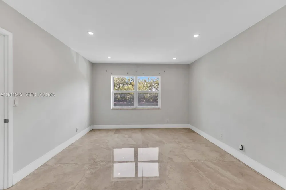300 Diplomat Pkwy #204 Hallandale Beach, FL 33009