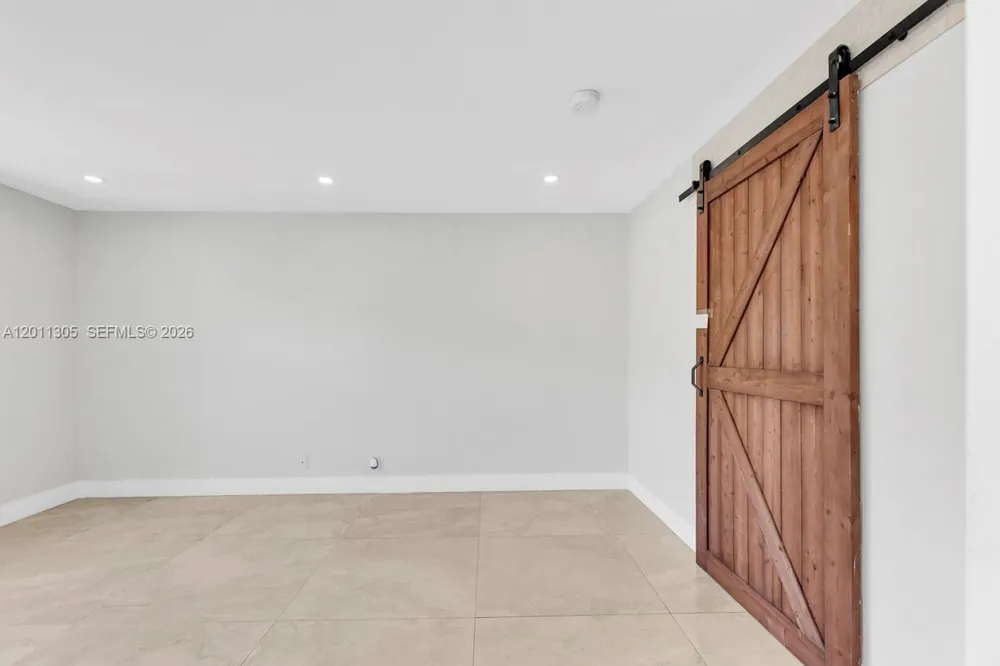 300 Diplomat Pkwy #204 Hallandale Beach, FL 33009