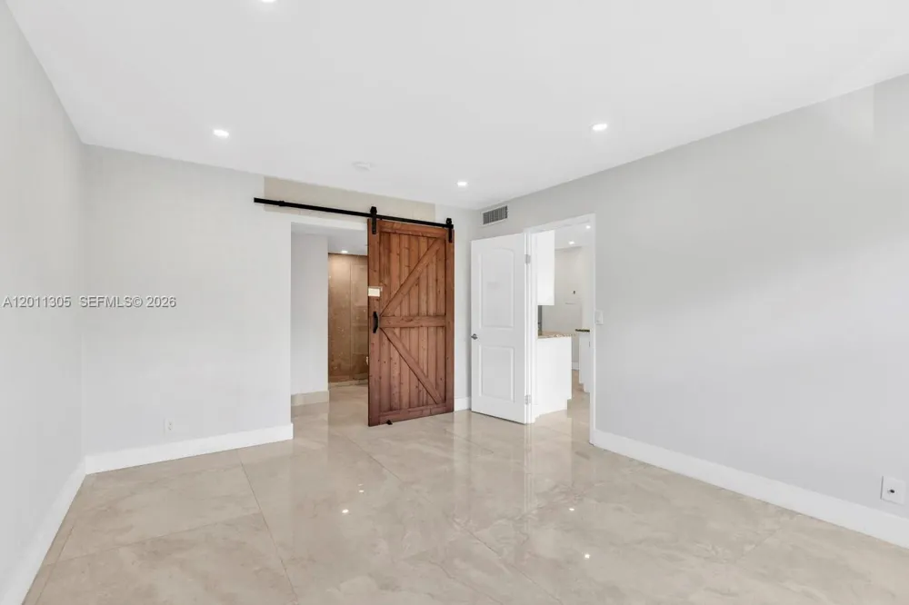 300 Diplomat Pkwy #204 Hallandale Beach, FL 33009