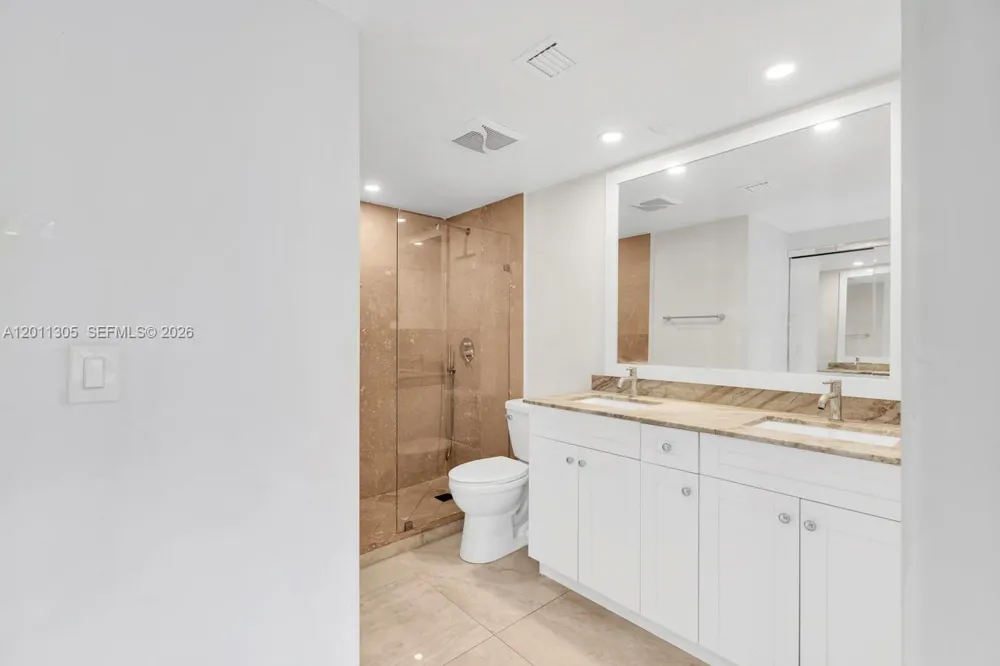 300 Diplomat Pkwy #204 Hallandale Beach, FL 33009
