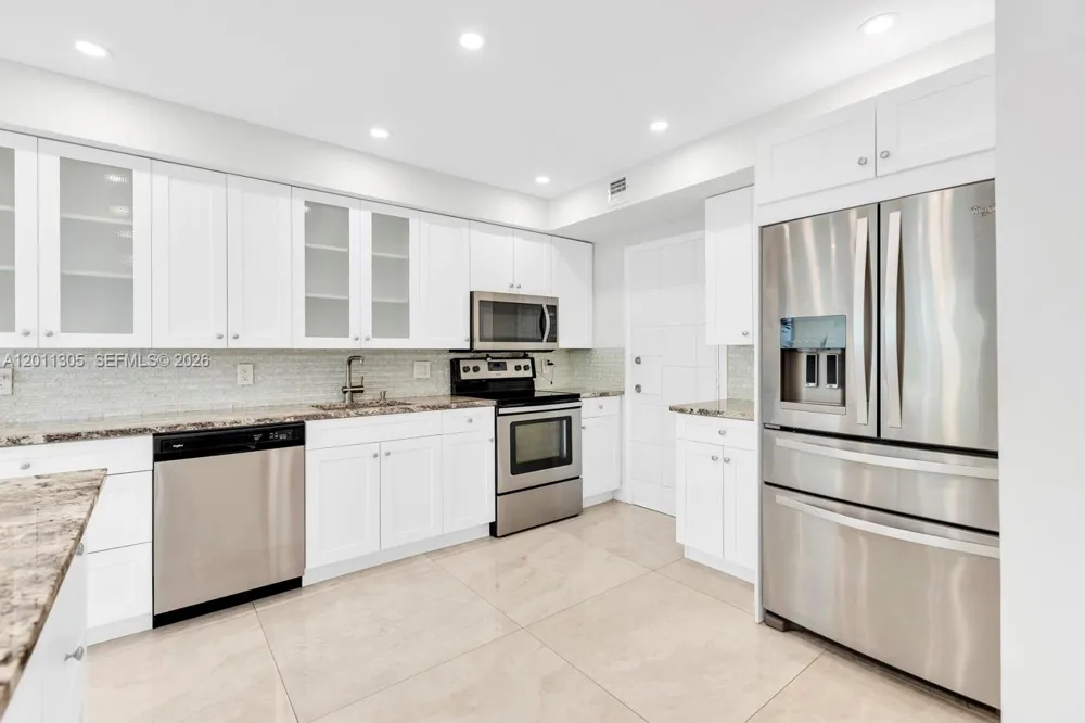 300 Diplomat Pkwy #204 Hallandale Beach, FL 33009