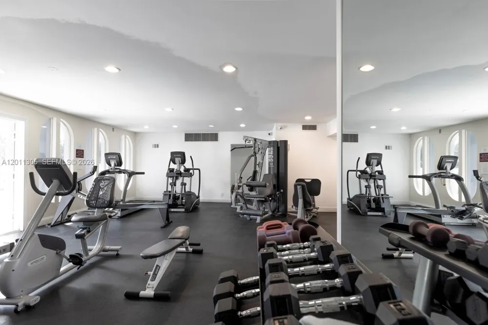 300 Diplomat Pkwy #204 Hallandale Beach, FL 33009