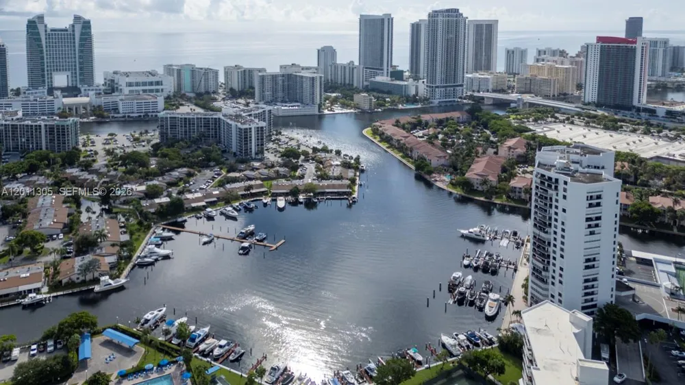300 Diplomat Pkwy #204 Hallandale Beach, FL 33009