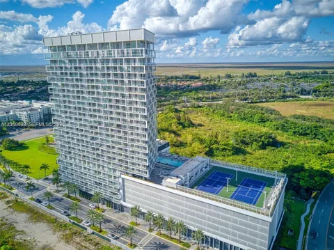 2000 Metropica Way #2204