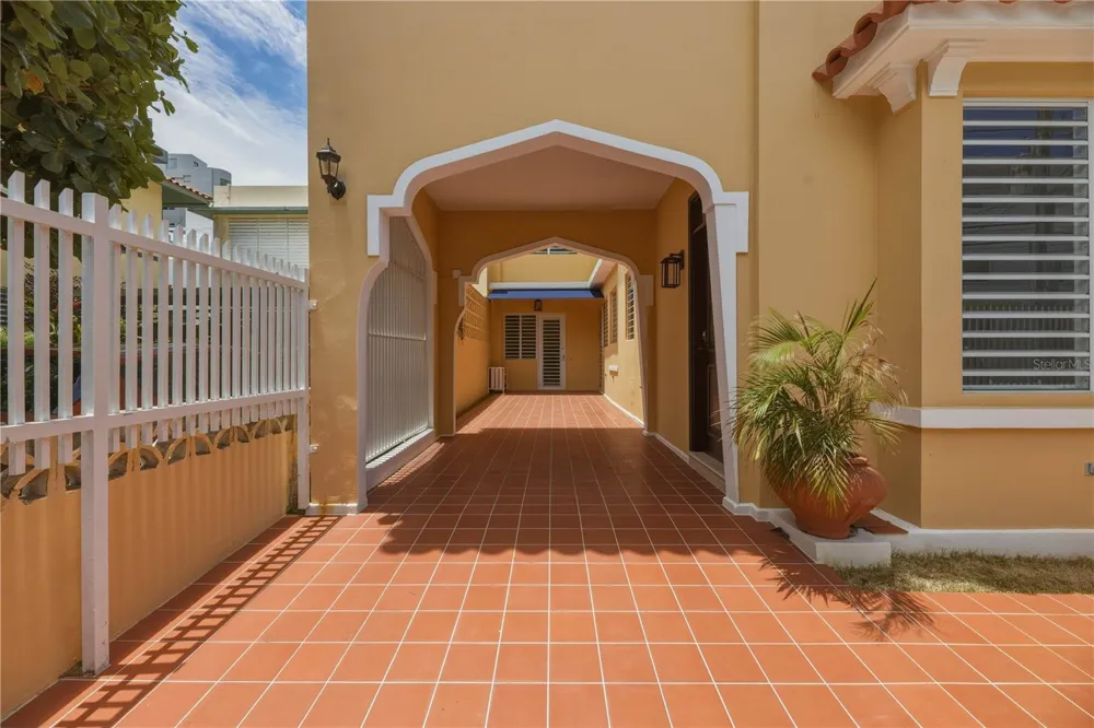 16 PACIFIC PLACE STREET San Juan, PR 00911